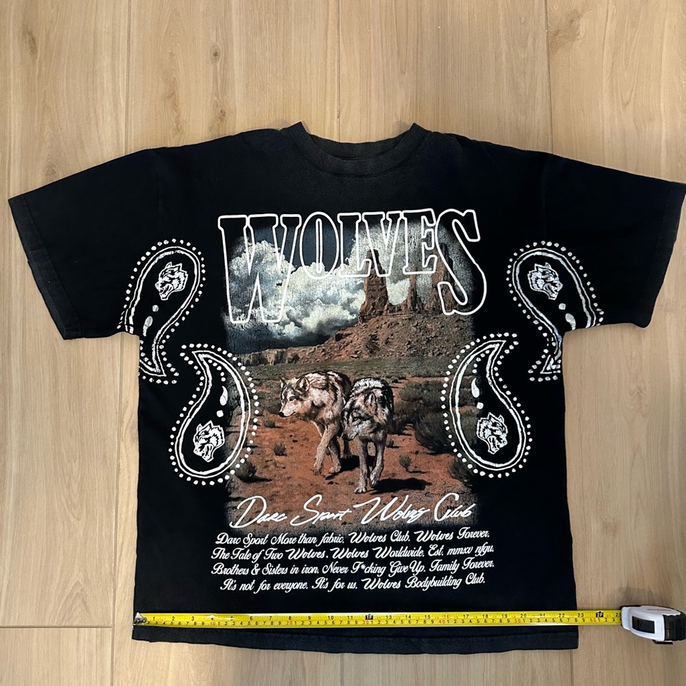 Darc Sport Tail of Two Wolves Paisley Premium Vintage Tee Size M Black